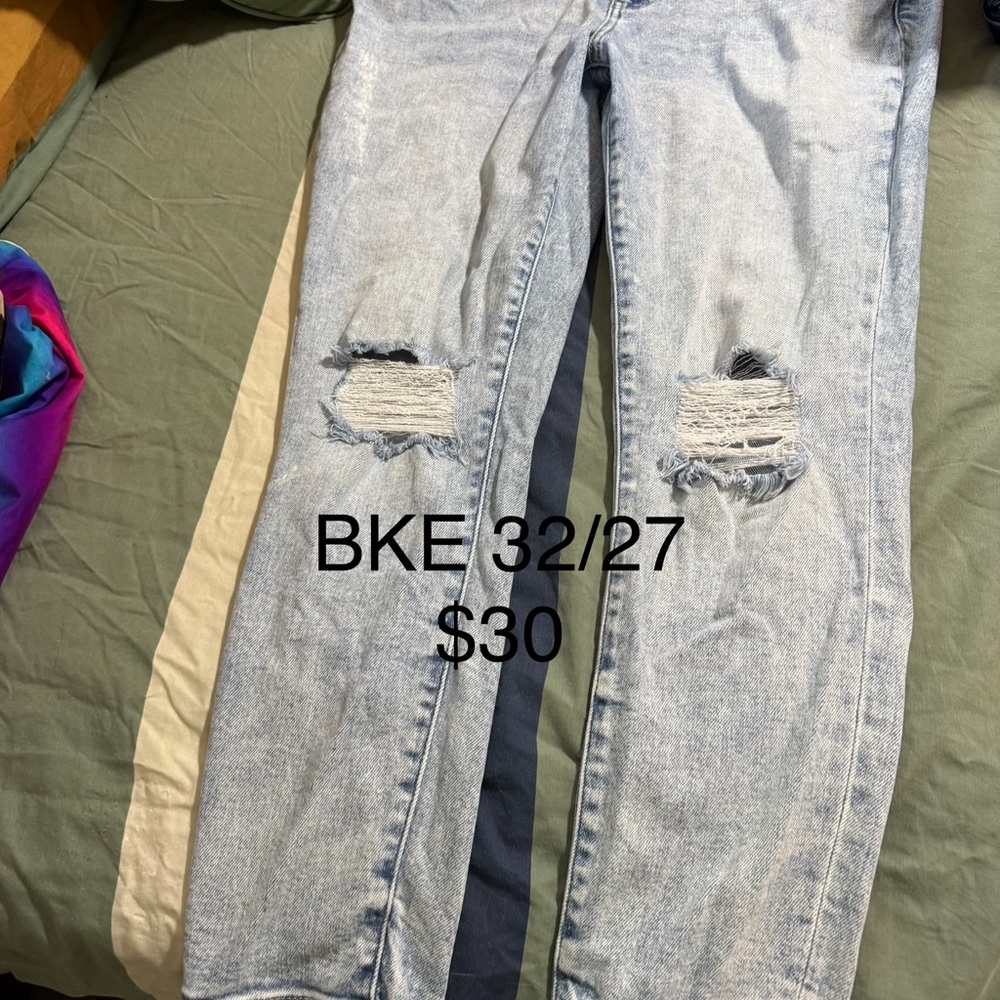 BKE Light Blue Ripped Jeans
